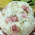 ゆけり３兄弟's cooksnap of when they made ベーコンのチーズ&ペッパーおにぎり.