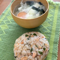 フジぽん's cooksnap of when they made 焼き鮭と大葉の混ぜごはん　お弁当にも.