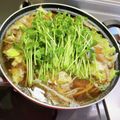 raraha's cooksnap of when they made 究極の節約鍋！食べたら中毒になる人続出！.
