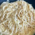 tomitomico's cooksnap of when they made 【簡単ランチ】とろ〜り☆チーズ釜玉うどん.
