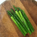 Ruriluru's cooksnap of when they made 今井家流アスパラの下処理と茹で方.