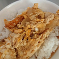 まりも1022's cooksnap of when they made ほっこりじゅわ～★ちくわと油揚げの玉子丼.