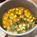 クック2OAVIC☆'s cooksnap of when they made ズッキーニと玉葱とベーコンの夏スープ.
