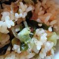 とうぞうさん's cooksnap of when they made 春キャベツとわかめの炊き込みごはん.