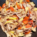 クックCMJMHK☆'s cooksnap of when they made たけのこと舞茸の炊き込みご飯.