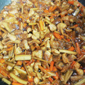 ぴよにゃん★'s cooksnap of when they made 博多の味　かしわ飯　具を作って混ぜるだけ.