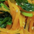 がちゃぴんママ☆'s cooksnap of when they made 定番化したい★ルッコラと人参の胡麻和え.