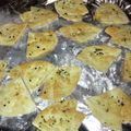 コバミツ's cooksnap of when they made 揚げない☆餃子の皮おつまみチップス.