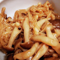 のりのり３'s cooksnap of when they made 簡単しめじとエノキの柚子胡椒炒め.