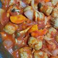 gumicha's cooksnap of when they made 業務スーパー肉団子で簡単トマト煮込み♡.