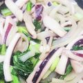 ゆきんこ☺'s cooksnap of when they made 簡単お惣菜♪青梗菜とイカの塩炒め.