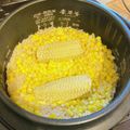OTO☆HANA's cooksnap of when they made シンプルなとうもろこしごはん.
