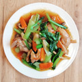 neko＊and…'s cooksnap of when they made 簡単！むね肉と小松菜のとろみ中華炒め.