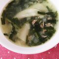 クックV6C8HU☆'s cooksnap of when they made にらとひき肉のざくざく餃子スープ.