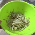 kanayaaaan's cooksnap of when they made 2歳&4歳&パパもぱくぱくもやしナムル.
