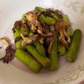 チェリチョコ's cooksnap of when they made アスパラたもぎ茸のバター醤油炒め.