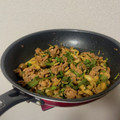 ★ちょびすけ★'s cooksnap of when they made 簡単！美味♪豚こまとしめじの甘辛大葉炒め.