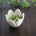 まろんかふぇ's cooksnap of when they made レンチン☆ほうれん草と玉ねぎのごま和え.