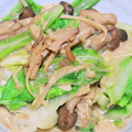 kaori238's cooksnap of when they made きのことキャベツのオイマヨ炒め.