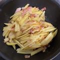 犬飼ってる's cooksnap of when they made ★☆お弁当に最適！じゃが芋ベーコン炒め♪.
