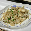 卯月のうさぎ２０１４'s cooksnap of when they made エリンギともやしのにんにくバター醤油炒め.