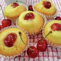 在宅勤務のおじさん's cooksnap of when they made HMで簡単！手作りカスタード入りマフィン.