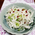 ジョングレ's cooksnap of when they made 大根と大根葉の浅漬け❀.