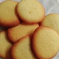 LOKIYUI's cooksnap of when they made 卵白救済 ラングドシャ.
