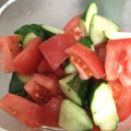 クック4W37VW☆'s cooksnap of when they made 簡単２ステップ！トマトときゅうりのサラダ.
