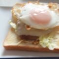 きらり流れ星's cooksnap of when they made 簡単〜♪チーズハンバーグトースト.