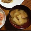 Ruriluru's cooksnap of when they made たけのこと鯖缶の味噌汁.