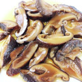 たーにっぷ8's cooksnap of when they made 昆布と干し椎茸の甘辛煮【レンジで9分】.