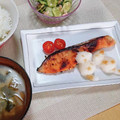 2児ママみきてぃ's cooksnap of when they made お弁当用 鮭の西京焼きをフライパンで！.