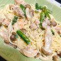 tonmyee's cooksnap of when they made 鶏肉アスパラしめじのクリームパスタ.
