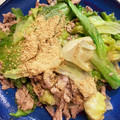 踊ってばかり's cooksnap of when they made ＊超速＊豚こまとレタスの塩ダレ炒め＊.