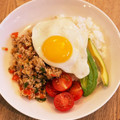 nakuwa's cooksnap of when they made ガパオごはん風～鶏とピーマンのアジア炒め.