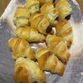 ariyuki97's cooksnap of when they made 簡単！パイシートでミニクロワッサン♡.