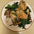 ピーナッツ子♪'s cooksnap of when they made 牡蠣とほうれん草のバター醤油炒め.