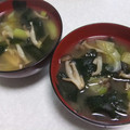 きらり流れ星's cooksnap of when they made ヘルシーしめじとネギとワカメのお味噌汁.