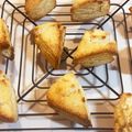 Yuilo's cooksnap of when they made ざくほろ【ベーコンチーズの米粉スコーン】.