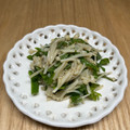 まこさんど's cooksnap of when they made すごーく簡単♪えのきと大葉の和え物.