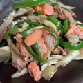 桃色うさこ's cooksnap of when they made 簡単！銀鮭と野菜の白だし炒め.