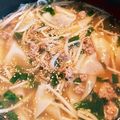クック7D2TDF☆'s cooksnap of when they made 餃子皮で簡単★激うまワンタンスープ.