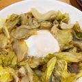 ママメイン！時々子供's cooksnap of when they made 簡単☆レタスですごもり卵～レタス大量消費.