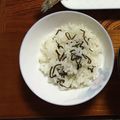 Ruriluru's cooksnap of when they made 混ぜるだけ！昆布ごはん.