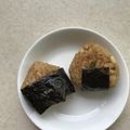 Ruriluru's cooksnap of when they made 炊き込みごはんでリメイク梅おにぎり♪.