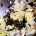 hiyoko17's cooksnap of when they made おうち韓国★キャベツとワカメのナムル.