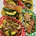 桃色うさこ's cooksnap of when they made 弁当用ズッキーニとベーコンしめじのソテー.