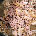 しらねちゃん's cooksnap of when they made 牛丼&肉うどんに☆牛肉と玉ねぎの甘辛煮.