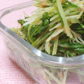 もすろー's cooksnap of when they made 水菜の梅おかか和え.